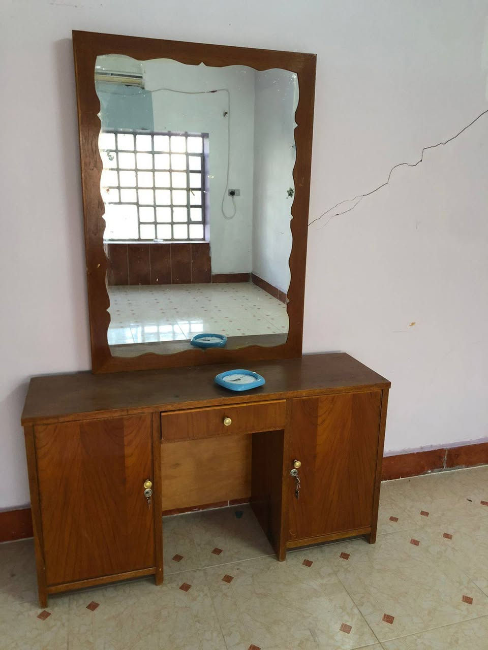 غرفه نوم للبيع.. متواجد ع الفيس والسعر ع الخاص تحياتي للجميع


**إذا كنت صاحب هذا الإعلان وتريد حذفه لأي سبب، رجاءا أرسل رسالة إلى الدعم الفني**