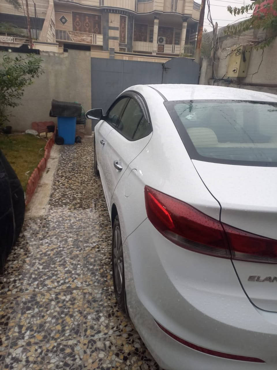 تحيه طيبه للجميع
النترا 17 خليجي محرك 2000 كير LT ماشيه 170بارد فقط شفة البنيد ومصبوغ على وضعى بدون فتح ومخاوين وياه الجاملغ بدون بارد ولا فتح  مكانه الشعب شارع الصحه السعر 125والسونار واضح
***********
