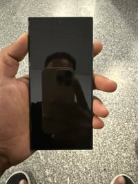 الترا 24واحد تيرا للبيع او المراوس بايفون ١٦ برو ماكس جهاز نضيف ومناقص...