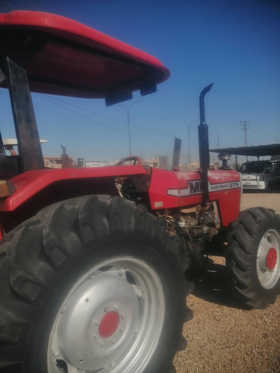 سلام عليكم تركتر فوركسن دبل اكسل بلادي محرك وكلشي نضيف بي مابي اي  شي شغل وطلع   حجم 275 رقم بغداد مكاني الانبار   لتواصل  رقمي وما اقصر ويا جميع تحياتي ***********
