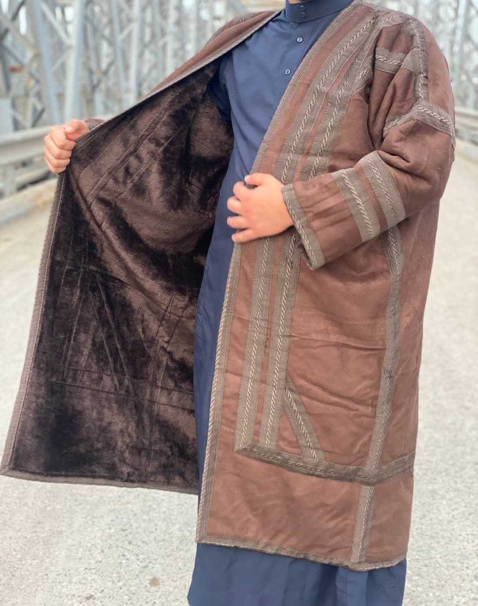 التواصل على الخاص أو الإتصال على رقم الهاتف :- ***********

حورانية (فروة) صناعة سورية فاخرة
- البطانة فرو والخارج شاموا
 - مريحة وذات وزن متوسط
- قياسات لكافة الأحجام والأوزان

بسعر 20 ألف فقط ✅️
توصيل مجاني داخل الموصل ✅️

يوجد توصيل لكل المحافظات ..
