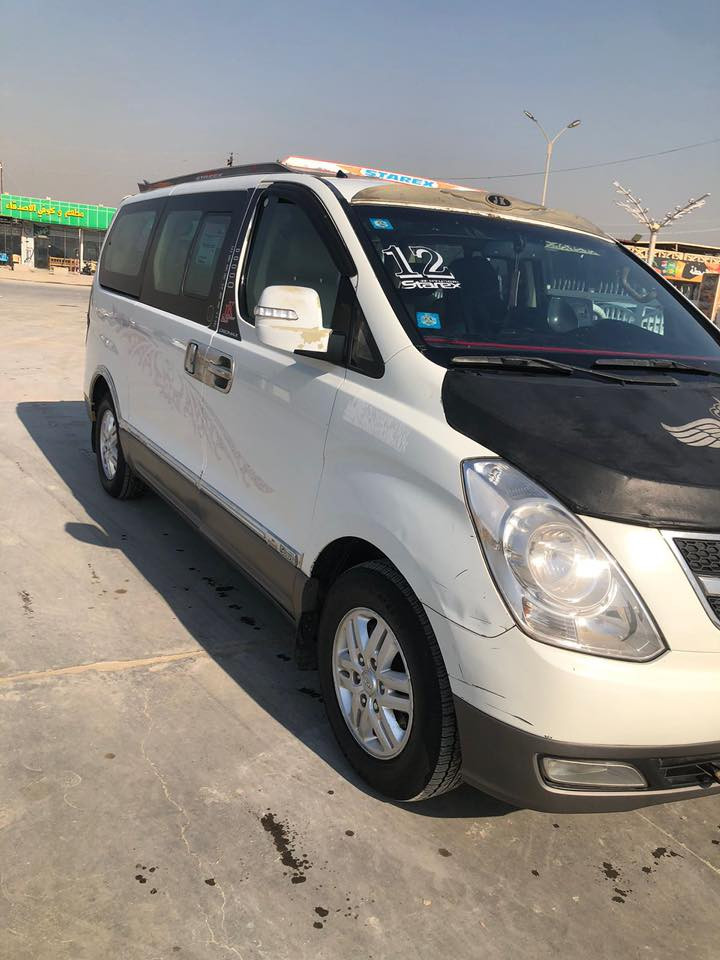 السلام عليكم
السلام عليكم 
ستاركس 2012 مفتوح كير عادي 
تخم تاير جديد تدفئه تبريد 
بم كهربائي دواخل بلادي 
رقم بغداد دولي ب اسمي 
مصفرة هيئة وخط وبحث
مكاني بسمايا 
رقم الهاتف  
***********
