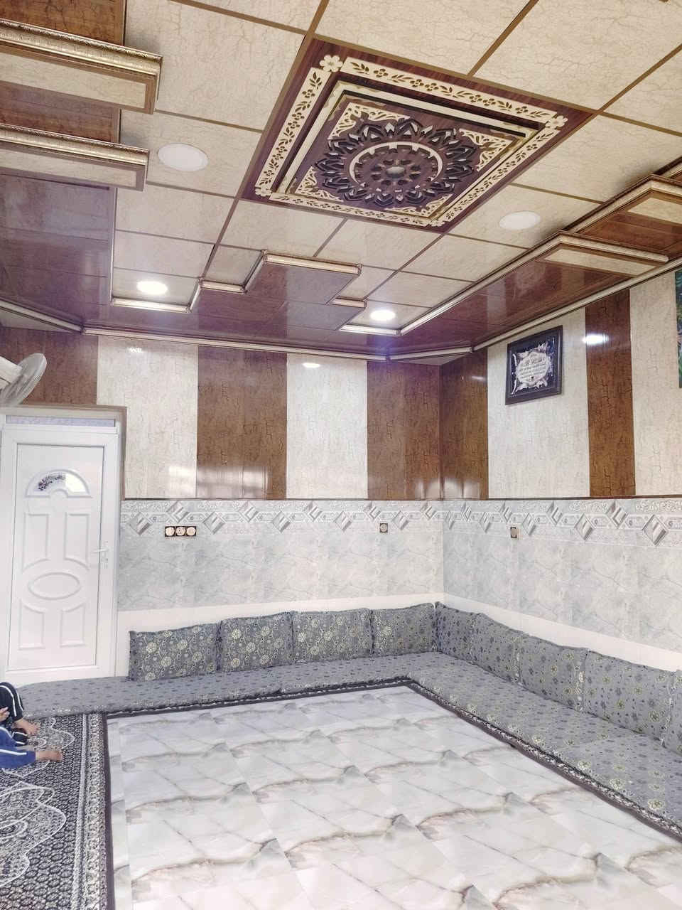 🏠بيت للبيع موصل حي الانتصار شارع 60 مقابيل مول كاسر👉 الاسعار🏢 من جهه الميثاق المربع الذهبي 👉👉 مساحه الدار 200م طابقين🏠 فول فول👉👉 يتكون الدار🏡 من استقبال هولين مطبخ
5 غرف نوم 3 دبليو سي 2 حمامات واجهه حلان سند طابوالزهور شرط التحويل سعر الدار 145مليون💵💴💶💷  بي مجال شيء بسيط الاستفسار مكتب ابو صفوان العقار الاتصال على الارقام👉👉👉 التاليه✅✅✅✅✅✅✅✅
*********** وتساب☎️ 
*********** وتساب☎️
