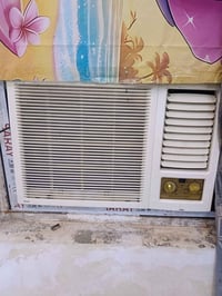 مكيف طنين جنرال كلش نظيف اوتري سعر ٢٥٠ الف مكاني بغداد الدوره ٠٧٧١٦٦٥٠...
