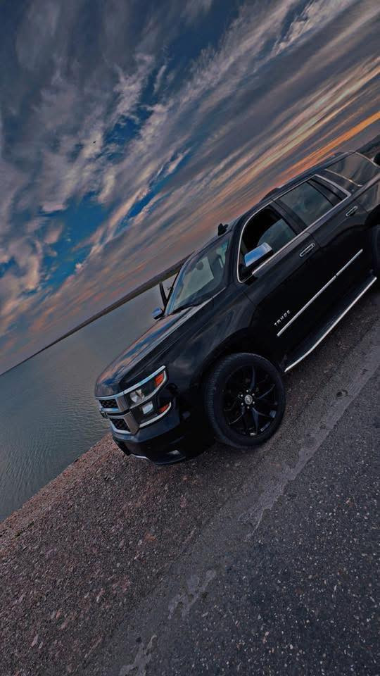 تاهو 2018 LT وارد أمريكي لون اسود السيارة 8 سلندر
ماشية93 الف داخليه جلد اسود  رقم بغداد دولي جديد سنوية وهزة جديدة ل 2030 سيارة سبعة راكب 

الكراسي  كهرباء+خزن فول تبريد بارد وحار 

السيارة بيها داش كام مال حوادث 

ويله 22 لون اسود  منفذ للشحن 

سيارة فول مواصفات عدا البصمة والفتحه 

حدادية فول مابيها سيارة ميحتاج الها شي 

مانع انزلاق سياقة ذاتية السيارة تسوق وحدها 

تكلم معا السيارة جك وتاير سبير وعدة كاملة داخل السيارة 

الكراسي تدفئة وتبريد جنطة كهرباء السعر275 وبيه مجال *********** مكان سيارة ديالى بعقوبة السونار داخل المنشور
