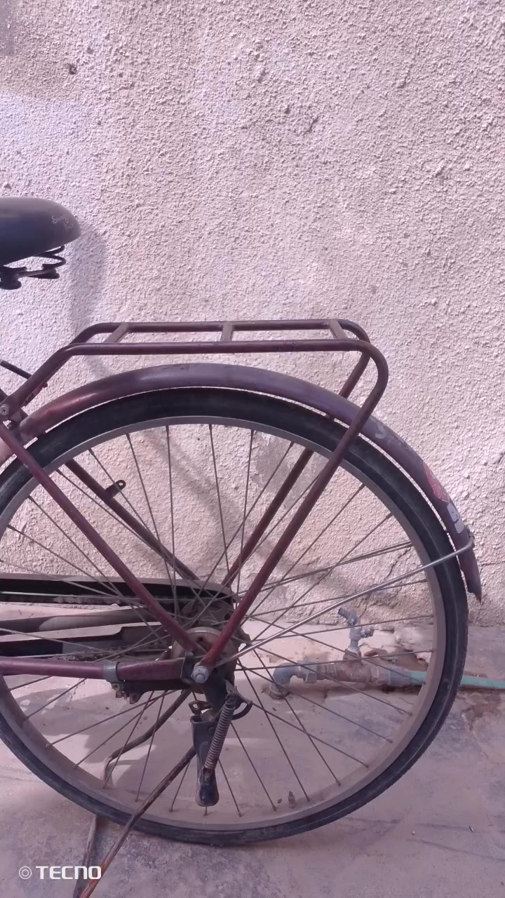 بايسكل للبيع بطه حجم 26 كلشي مناقصه مكان النجف السعر قيم بما يرضه الله واخذ ***********4
