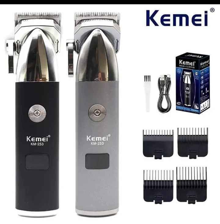 Tondeuse kemie km- 253
العلامة التجارية : كيمي kemie 
طريقة التنظيف: لا غسل المياه 
المواصفات: km-253 
سواء مقاوم للماء: لا 
نوع المحرك: فرشاة المحرك 
مادة الشفرة: فولاذ ناعم 
سواء كانت مناسبة للحيوانات الأليفة: نعم 
الضوضاء: أقل من 36dB 
وقت الشحن: 3 ساعات 
عمر البطارية: 180 دقيقة 
الطاقة المقدرة: 3 واط


**إذا كنت صاحب هذا الإعلان وتريد حذفه لأي سبب، رجاءا أرسل رسالة إلى الدعم الفني**