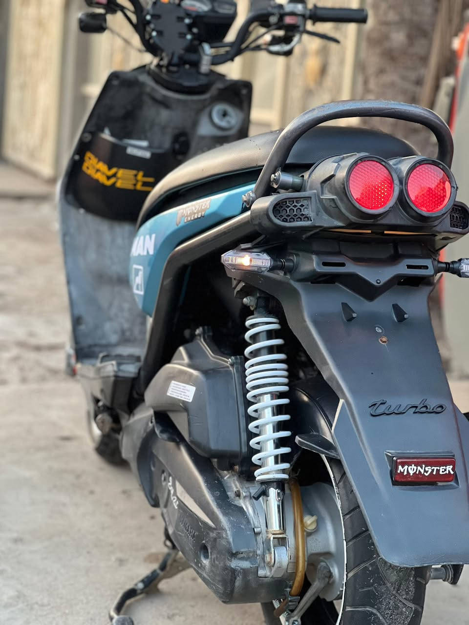 سلام عليكم دراجه سكنس جبلي كامله مكمله نضافه٨٠/١٠٠دراجه خير من الله نكره سلف سعر مليون ٥٠وبيها مجال رقم ***********وجيب فيتر وفحص
