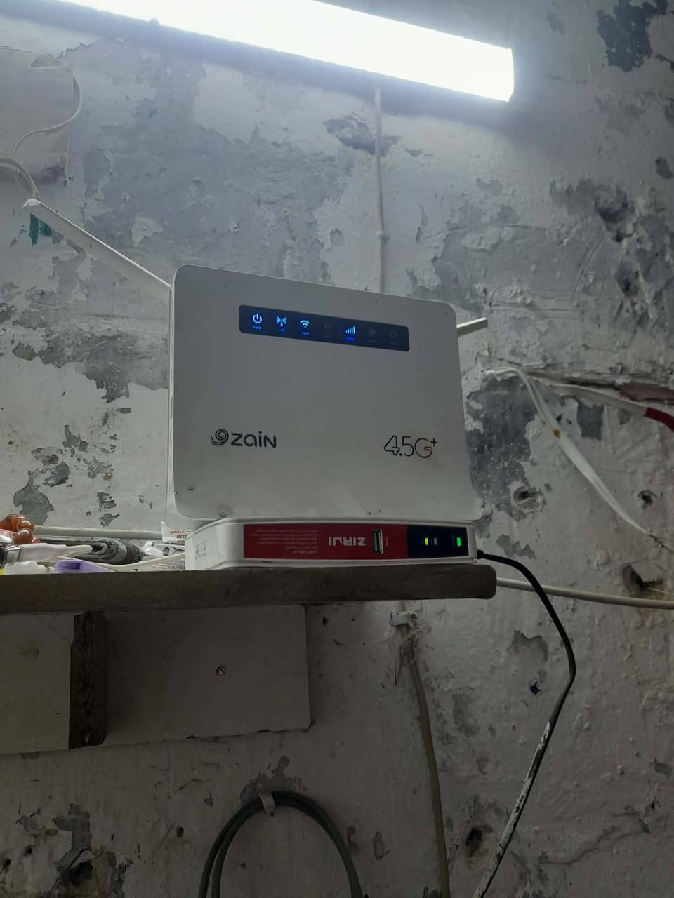 راوتر نت ابو سمكرت ويا يوبي اس راوتر نضيف ونته كلش زين سعر ٦٠قفل مكاني عمارات رقم الهاتف ***********
