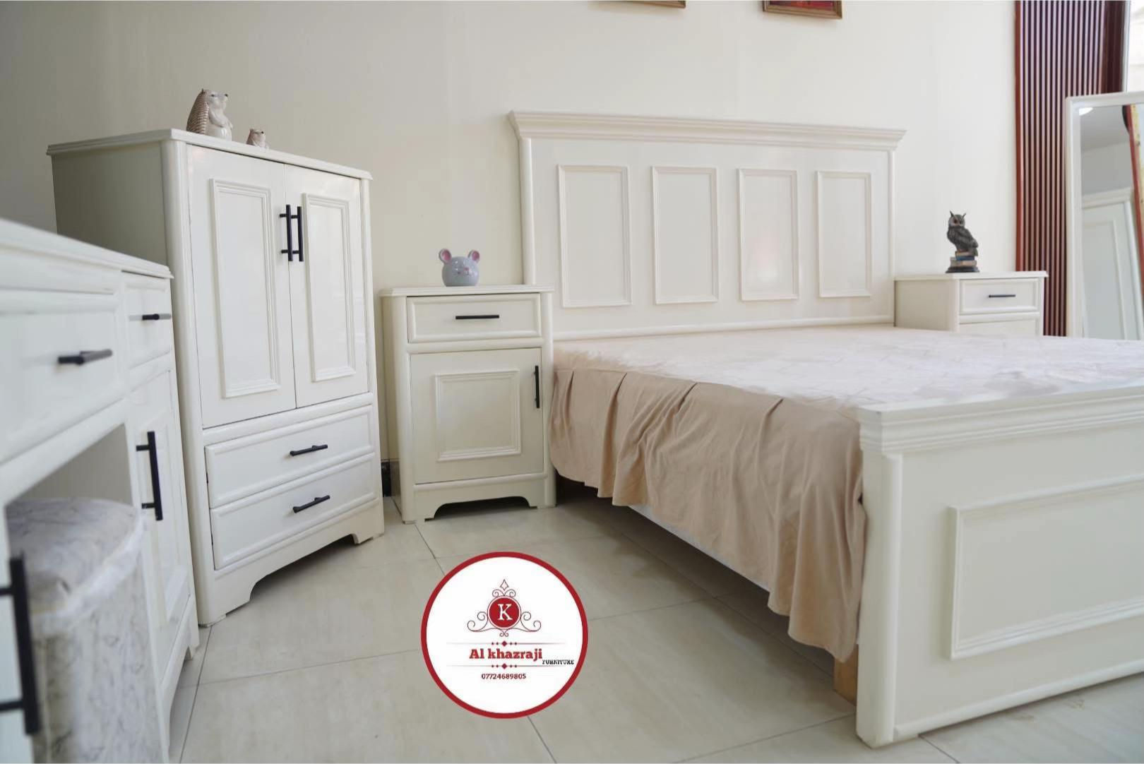 ⁨ موديل درة نجارة عراقية 100‎%‎ نجارة عراقية ضمن وجبة الدرجة الاولى  السعر 2 ملايين 850 الف ضمن وجبة الدرجة الاولى وضمن وجبة الأصباغ البويه غرفة 6 ابواب طابقين ملحق داخلي داخل صاج طبيعي 4 ملم وجهه الغرفه 5 ملم mdf جميع ملحقات الغرفه والكنتور الوجهه 5 ملم mdf اما الداخل 4 ملم صاج طبيعي  القاعدة بلوك صاج  الظهر چرچوبة داخلية شد براغي  النرماده شرطية   مجرات تحفير في الخشب صبغ اوف وايت  طابوريه هديه قياسات الغرفة الكنتور  طول 3.30سم ارتفاع 2.35  سم  عمق 60سم الميز مرايه 1.50 سم الجربايه 3.00 سم  المنام 1.70سم في 2.00سم الزاويه 1.15 سم عمق 60سم ارتفاع 2.35 سم السعر 2850 الشد والتوصيل مجاني إلى جميع محافظات العراق    تتوفر لدينا داخل صالة العرض تشكيلة من الموديلات 😊 📍 _زيارتنا على موقعنا حلة / منتصف شارع ابو القاسم /من جهة سوق الحلة الكبير مجاور دكتور مكي الابراهيمي طبيب الاسنان.. ***********   *********** #معرض_ومعمل_الخزرجي_للأثاث  #اكسبلورexplore #بغداد #الشعب_الصيني_ماله_حل😂😂🏃🏻‍♀️ #creatorsearchinsights 
