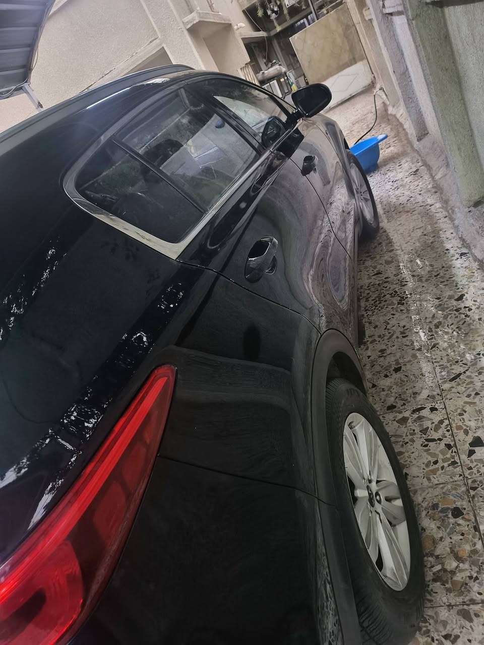 سياره سبورتج مديل 17 وارد أمريكي 
حادث جه يسره دعاميه 
سياره باسمي سعر 150 وبي مجال 
تواصل *********** بغداد الجديد
