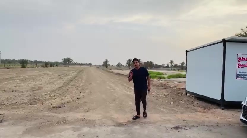 قطع سكنيه المساحه 600  طريق حله نجف قرب البوابه سند 25 تحويل مباشر بأسم المشتري كافة الخدمات متوفره الاستفسار الإتصال على الرقم ***********
