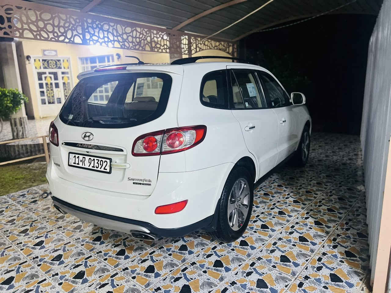 السلام عليكم سنتاڤي موديل ١٢ مكفوله
فول مواصفات كير محرك صدر تايرات 
تبريد رقم بغداد تحويل ايمت ما تريد سياره ما تصرف عليها ربع السعر ١٧٢ وبيها مجال مكان السياره الضلوعيه الجبور ***********
