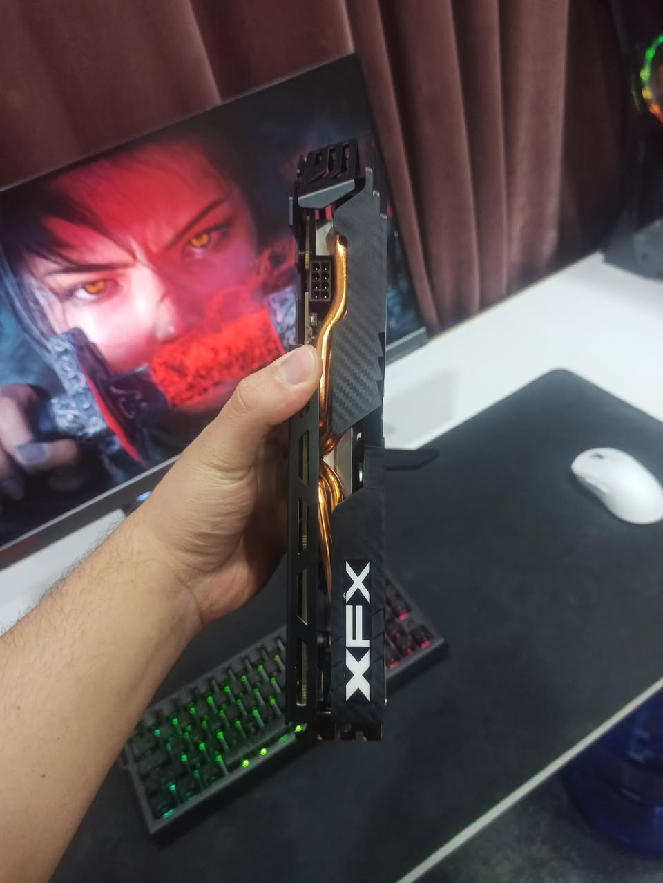 لسلام عليكم

💻 كرت شاشة :/

▫️ { AMD™ RADEON® RX 580 8GB GTS XXX Edition } 
▫️ من افضل نسخ الكرت ⬇️
▫️ مكسور السرعة 1386MHz ( OC+ )
▫️ 3xDP - HDMI - DVI
▫️  يجي DUAL BIOS 
▫️ 8G GDDR5 
▫️ نظيف جدا لزكة الضمان بعدها بي

💰 السعر: 95,000 دينار عراقي 🔒
📍 مكاني: بغداد - الأعظمية
🚚 التوصيل: بغداد (5 آلاف) | المحافظات (6 آلاف)
📞 رقمي: ***********

