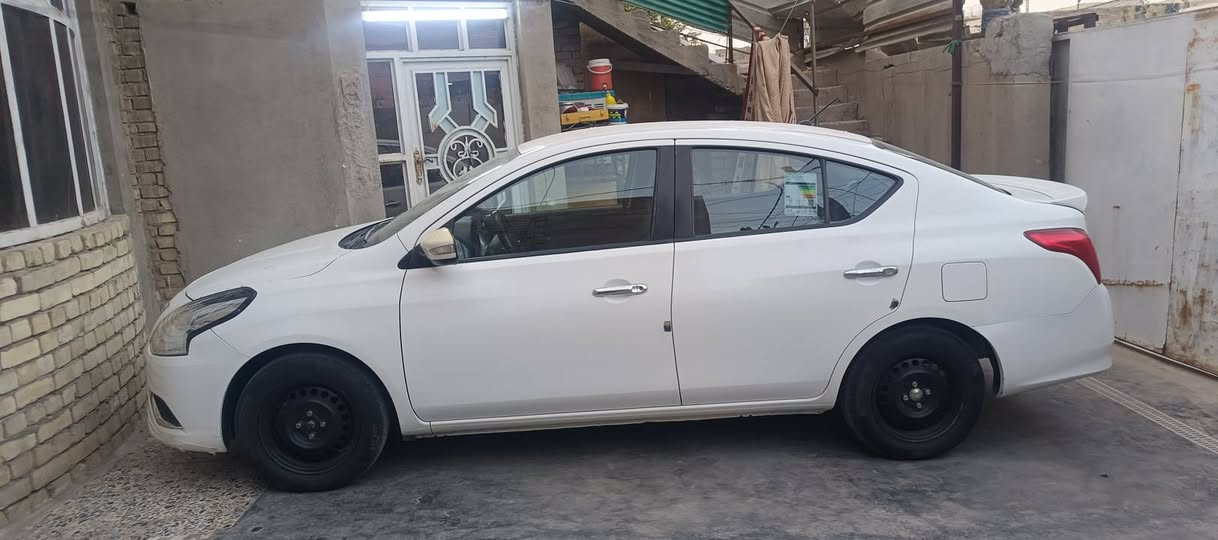 نيسان  2023  
بيها بس بارد بالجاملغ بدون تبديل 

ماشيه 42 الف  سياره جديده حيل ومصريه وخير من الله 
مكاني بغداد الكمالية  ***********
