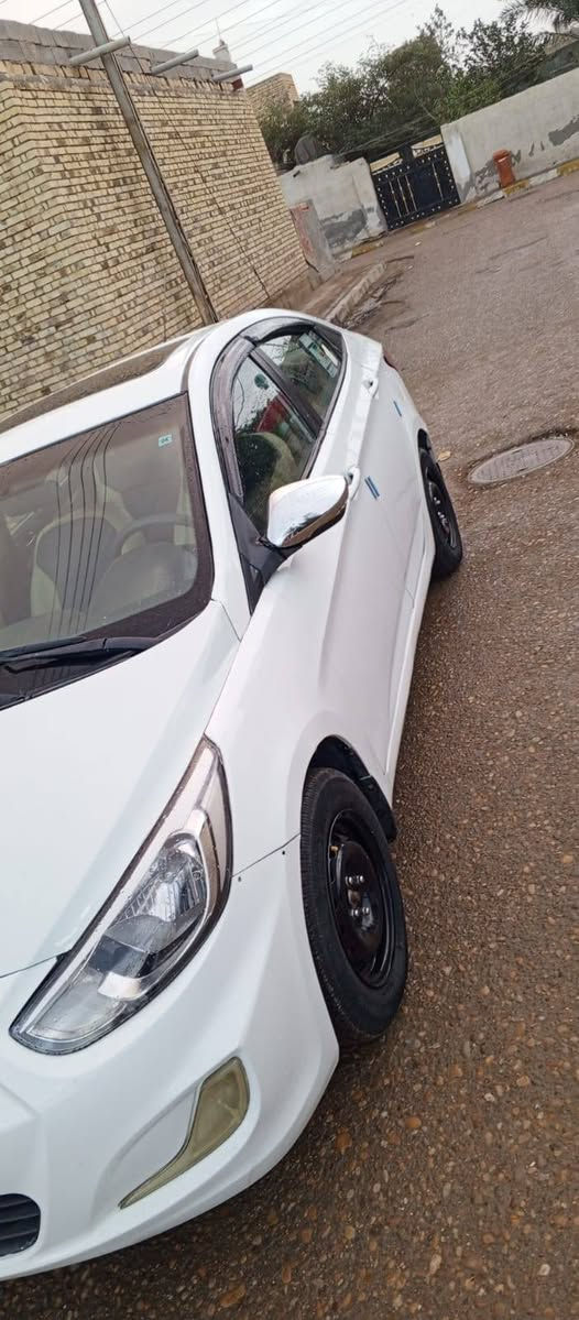 سلام عليكم للبيع اكسنت موديل 2015اوتماتيك خليجي مكينه 1600 سياره فول موصفات  مكفوله كفاله عامه  عده بنيد مبدل  مكينه وكير مكفولات سياره جهازه  حداديه جدد كهربائيات كله شغاله تبريد ثلج تخم تاير جدد سياره جاهزه  سنويه 2026مشروع وطني سعر 85وبيه مجال مكاني ميسان العماره رقم***********
