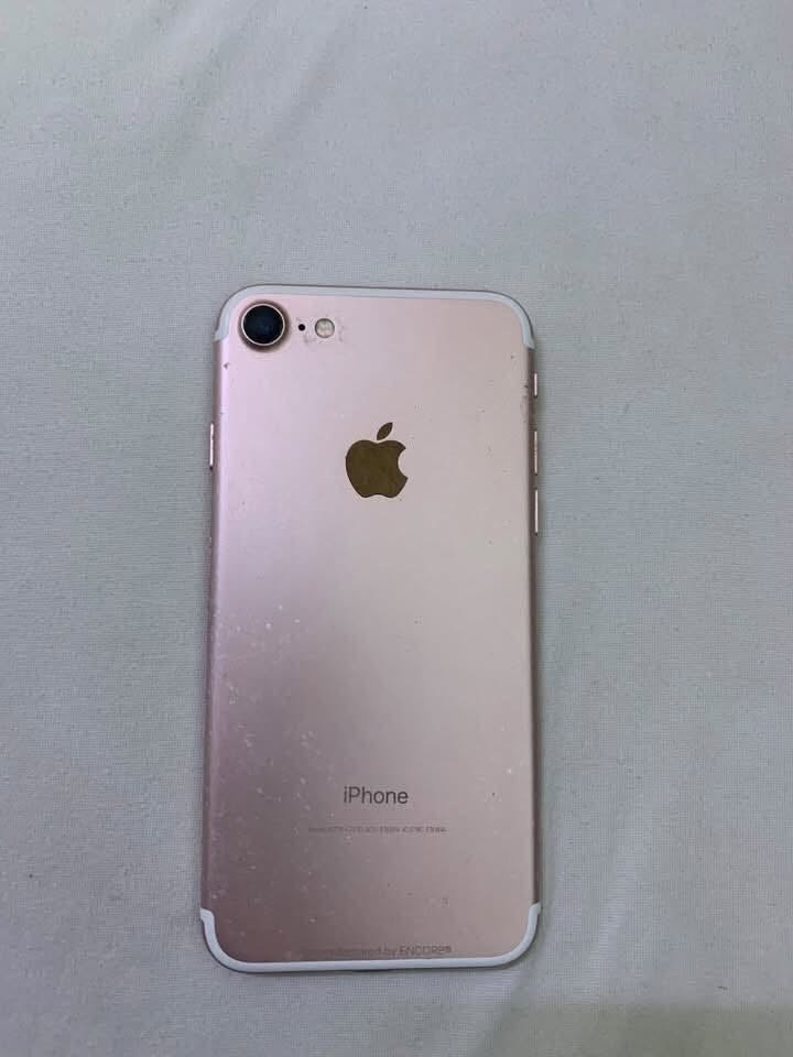 ايفون ٧ عادي 
بطاريه ٧٦
ذاكره ١٢٨
فقط سماعتة عاطله 
بسعر مناسب 
ايضا اراوسة ب ايفون xاو  ايفون8
للتواصل خاص


**إذا كنت صاحب هذا الإعلان وتريد حذفه لأي سبب، رجاءا أرسل رسالة إلى الدعم الفني**