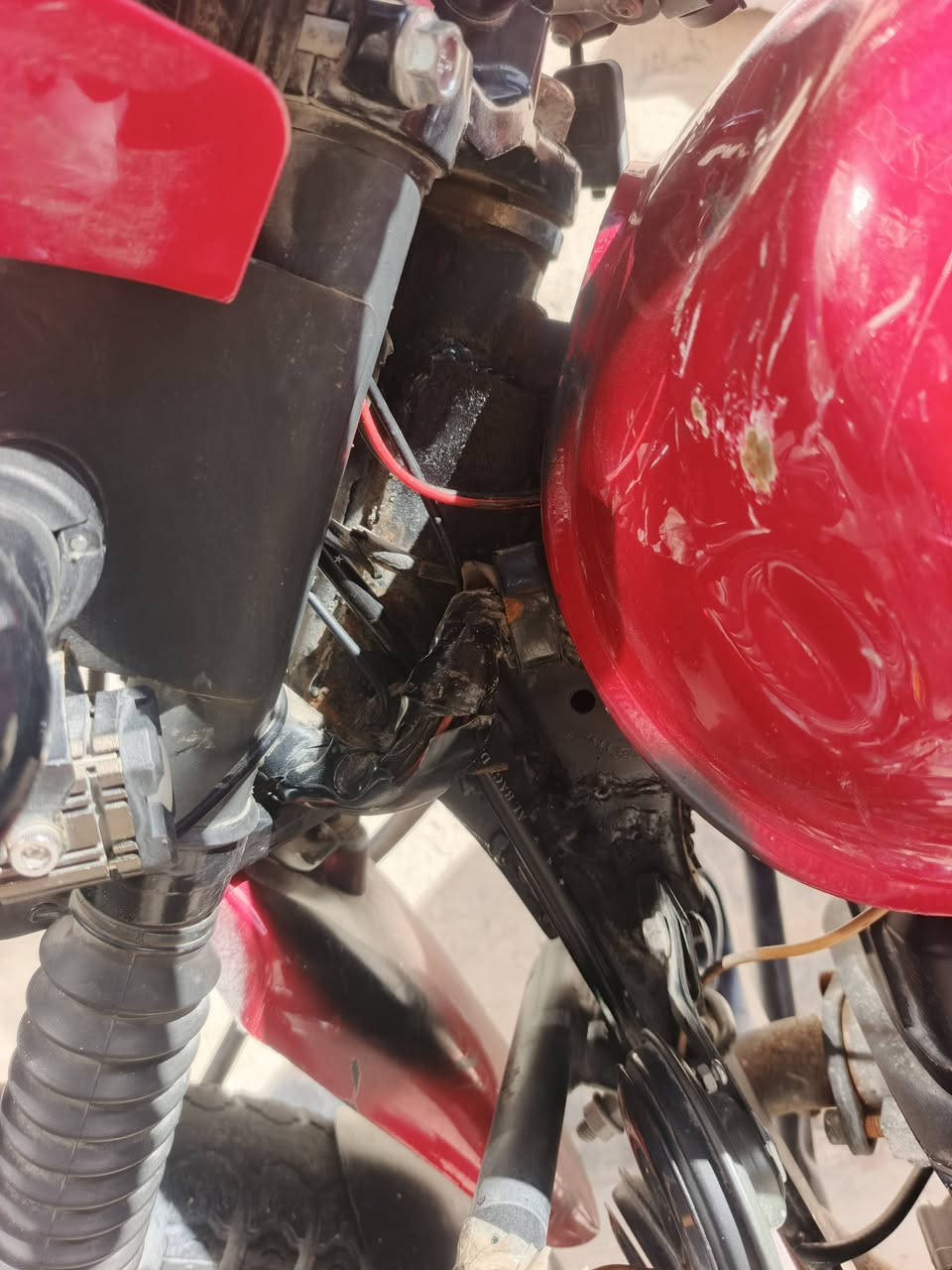 دايون جبلي للبيع موديل 2023 ركبتها طاكه اولاحمها لحيم راصطات أو لحيم درجه أولى ودبلات اشويه بيهن فركه بس اني دااشتغل بيها ما بيها شي بس أريد اعوف الدلفريه وريد أبيعها ولله دراجه خير من الله مكينتها مامفتوحه السعر مليون 500 أو بيها مجال قليل ***********
