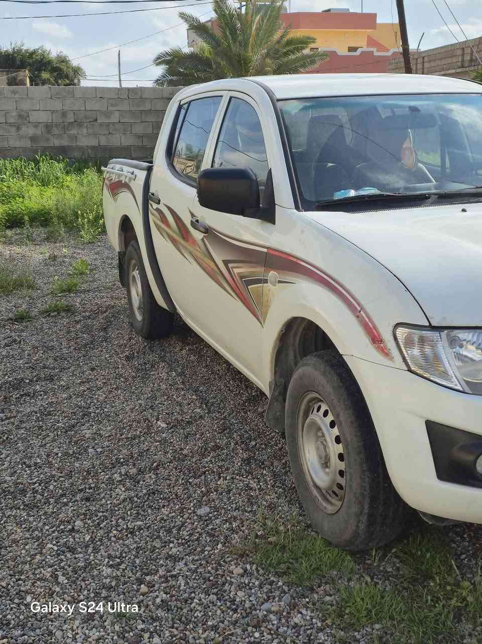 للبيع موديل 2013 سعر 140 الاتصال ع ***********
