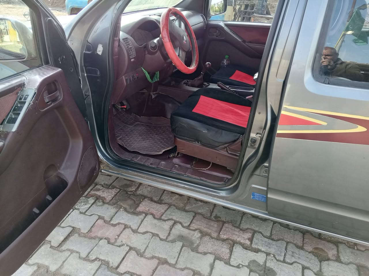 نيفاره كويتي محسن كله كفاله مكفوله كفاله عامه مكفوله من الضربه والصبغ وجاهزه كير ومكينه وصدر كله كفاله السعر 85وبيه مجال قليل جدا مكاني الصويره رقم الموبايل ***********
