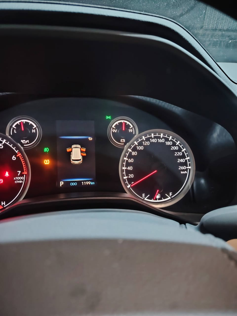 سلام عليكم ورحمة الله
لاندكروز للبيع موديل ٢٤ بريم فول مواصفات
زيرو ماشيه ١١٩٩ كيلو متر للاستفسار على رقم الهاتف
*********** ابو قيصر
