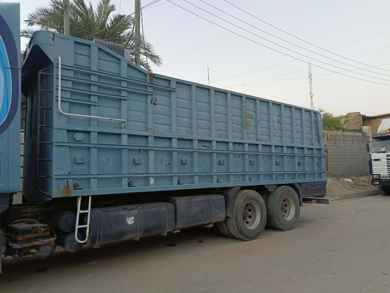 بدي للبيع
السعر 20 ورقه 
رقم الهاتف ***********
