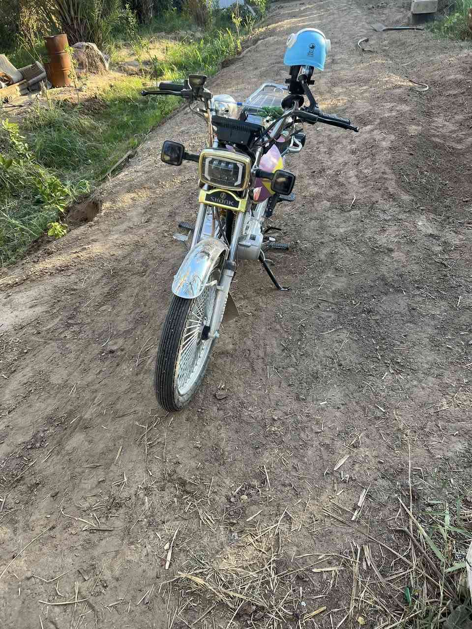 دراجة تايكر ٢٥ مكان ديالى جديدة الشط السعر ٦٥٠ رقمي ***********
