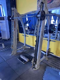 سمث أمريكي للبيع سعر مناسب 07709041788