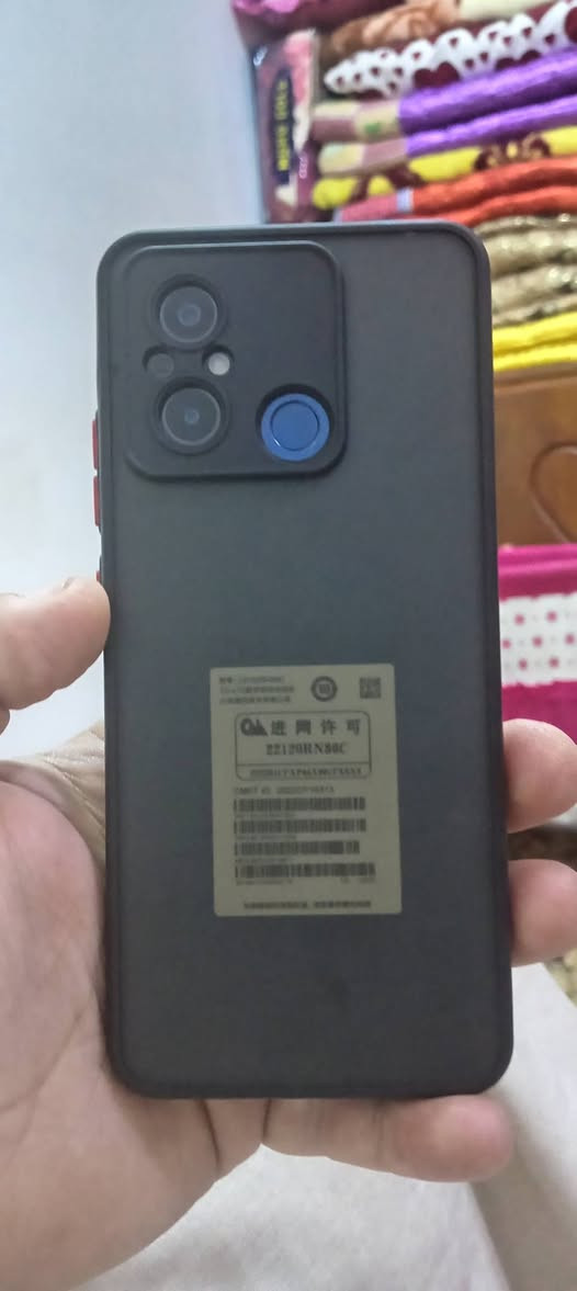 للسلام عليكم ريدمي ١٢cذاكره 128رام 6 جهاز ما بي أي عيب ما مفتوح نضيف سعر 100بي مجال ***********
