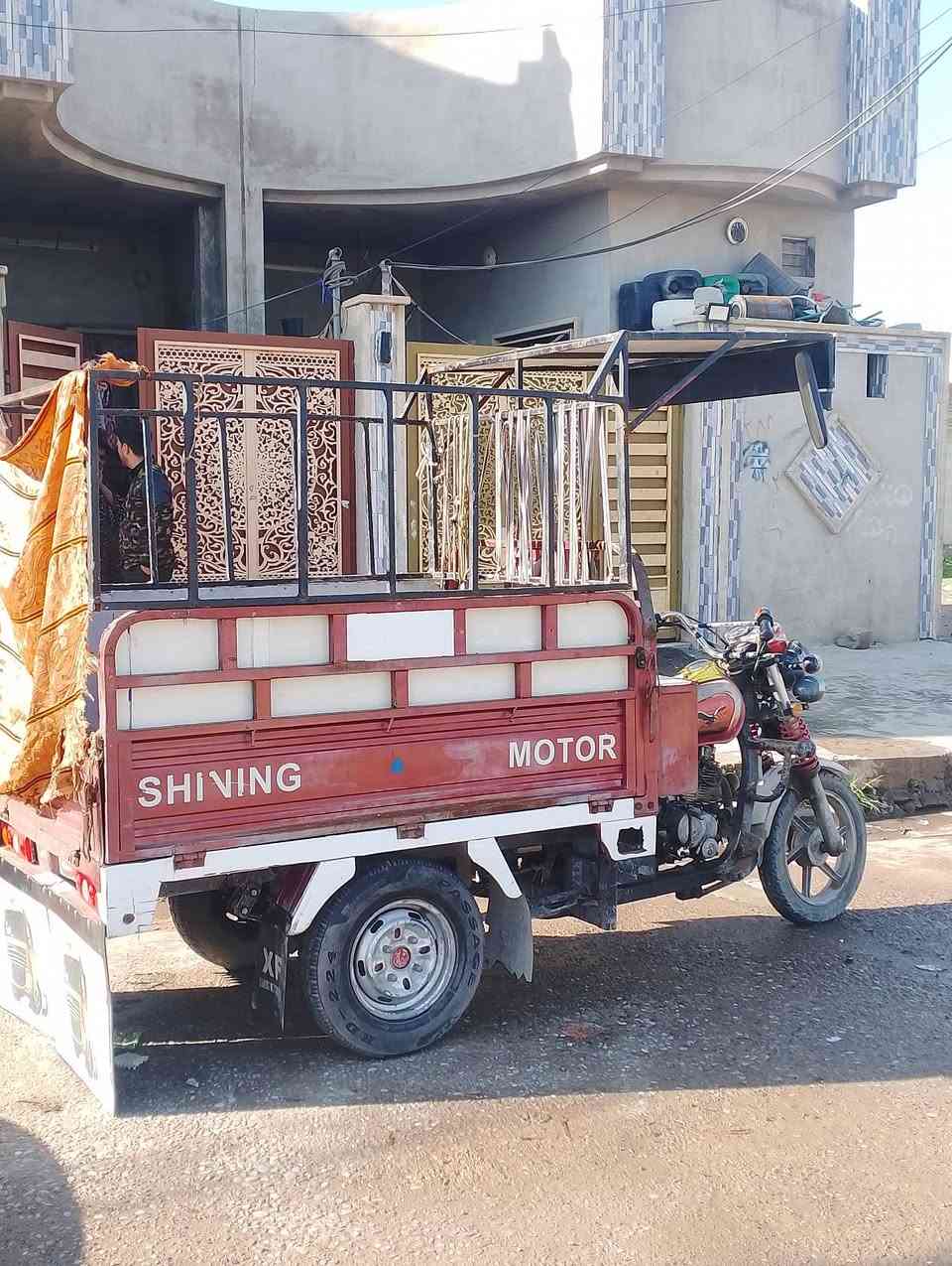 ستوته البيع 17 ستوته الله شاهد شرط ويرمنيه شغاله ربع ما تصرف عليها كل شي شغال السعره مليون و100 وبيها مجال مكان الكرامه اتصال على هذا الرقم ***********
