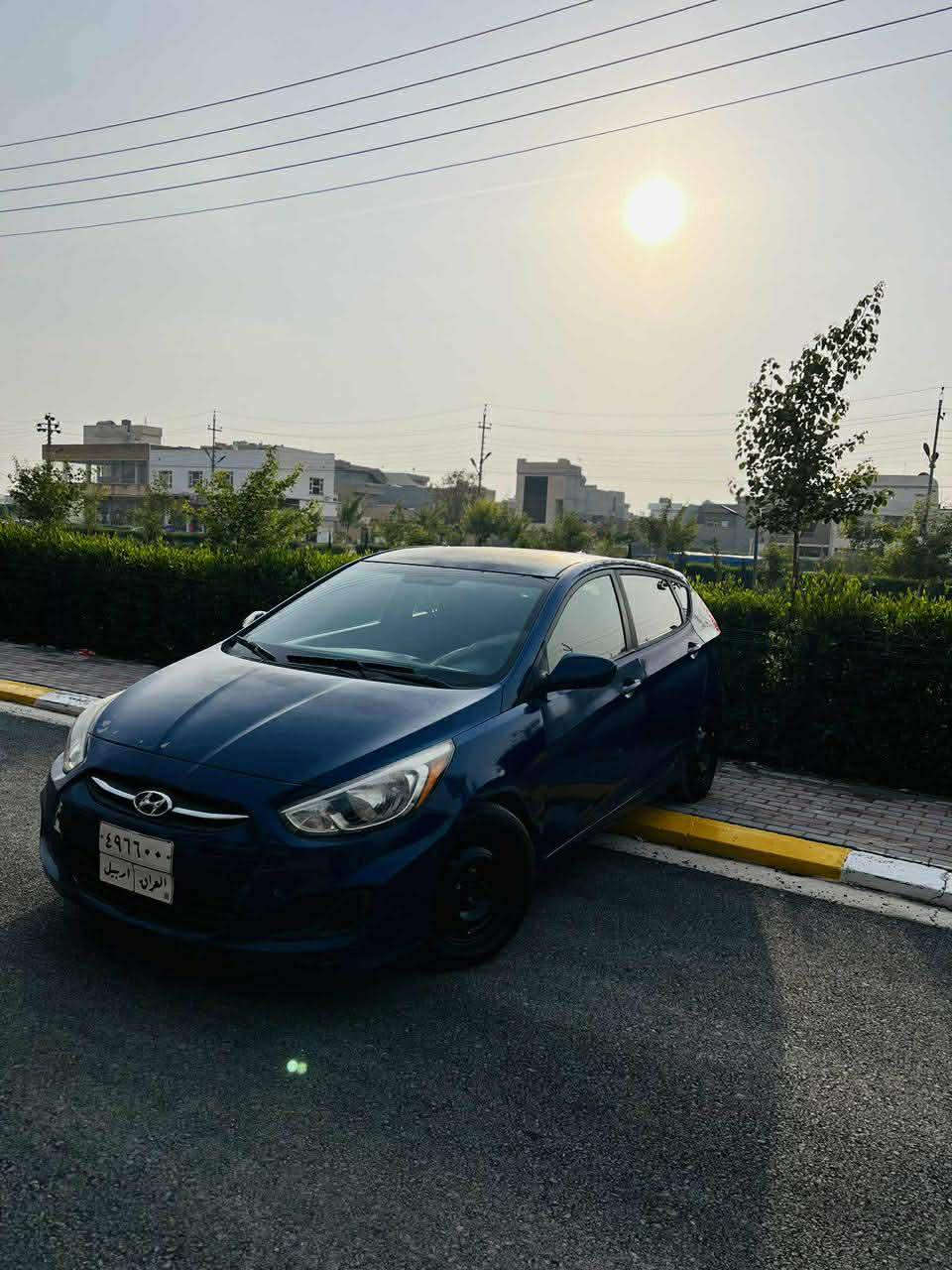 accent 2017  
‎             ( سعری : 85 وەرەقە مەجال )
‎ئەکسێنت 
‎مۆدیل : 2017
‎٢ ملیۆن و ٥٧٠ هەزار غرامەی لەسەرە 
‎4 پارچەی سوخە 
‎پێشی کەپسە ، پشتی جەمپەکی زۆر خەفیفی هەیە 
‎گێرو مەکینەی بەشەرتە 
‎شوێن هەولێر 
‎ڕەقەم تەلەفۆن : *********** أربيل, العراق
