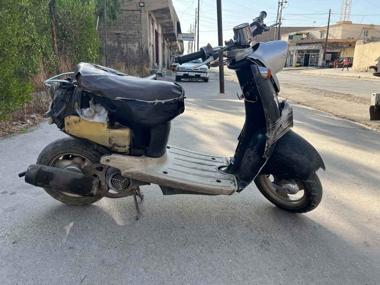 السلام عليكم ورحمة الله وبركاته 👋👋
💎شباب الماطور معروض للبيع 🏍️🏍️🏍️
💎نوع الدراجة ياماها عبدالحليم
الدراجة شلعة ومعدل اتخبل 60 شرط
💎  
💎ماتصرف عليه ربع غي رال ((دهن))وال ((بانزين))
💎سعر ١٧٥. وبي مجال             ورقم الهاتف ***********
