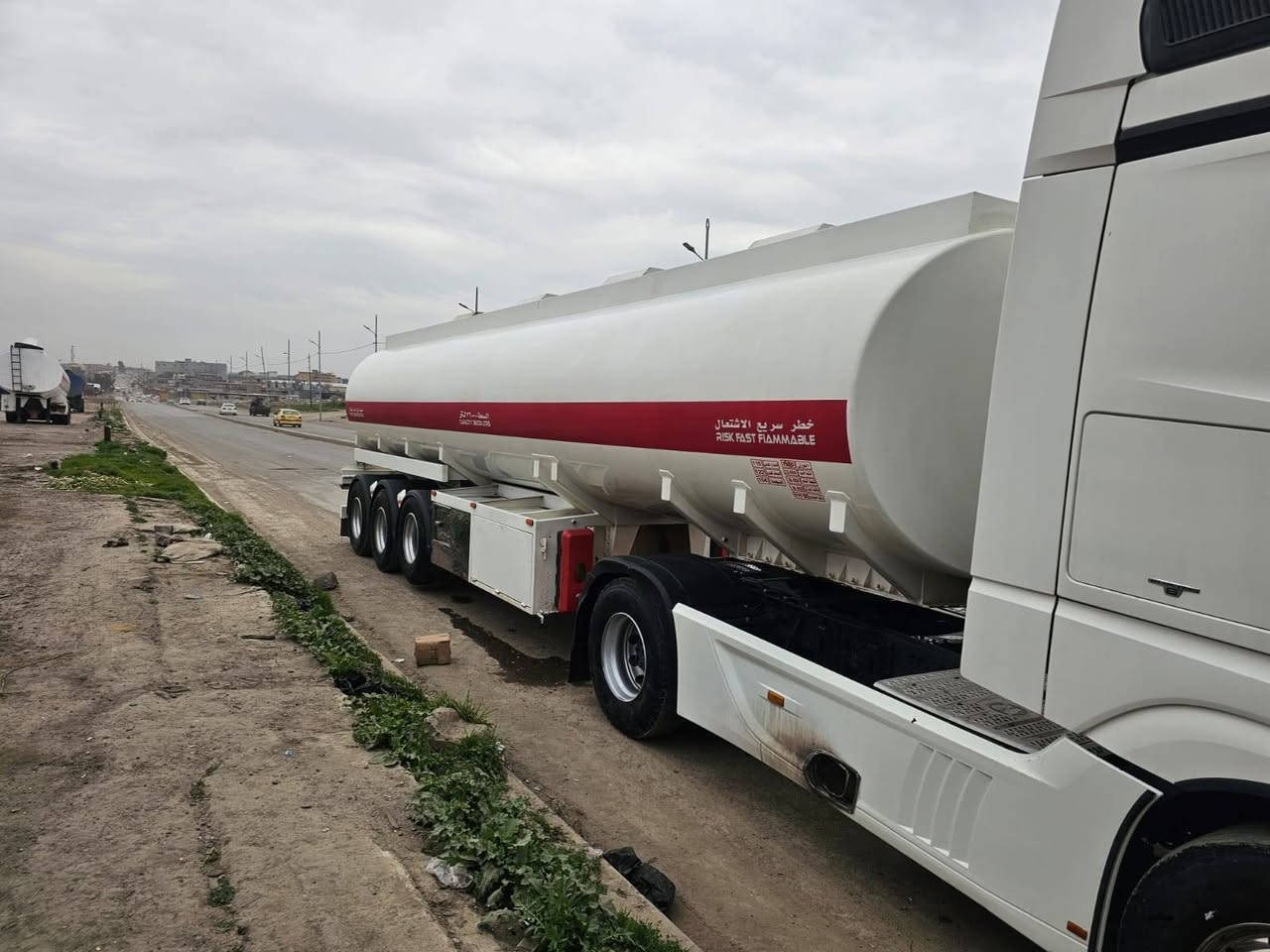 سحالات للبيع حل وربط بدون تاير تواصل خاص


**إذا كنت صاحب هذا الإعلان وتريد حذفه لأي سبب، رجاءا أرسل رسالة إلى الدعم الفني**