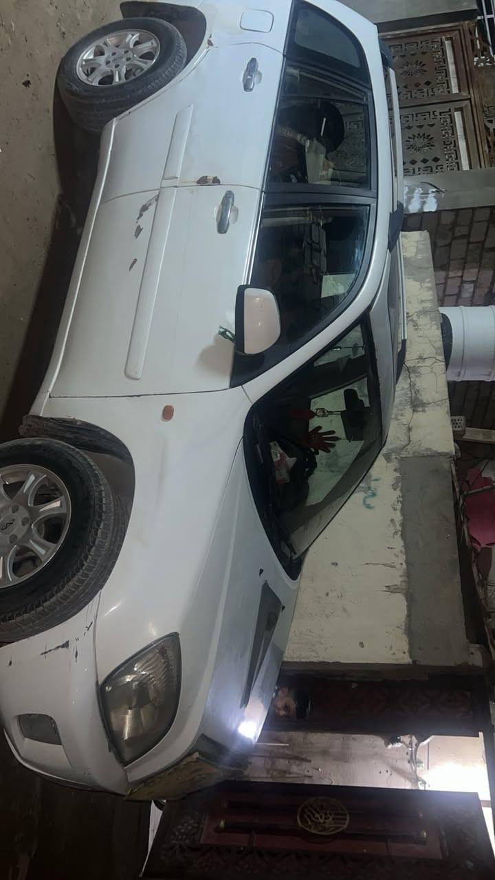 شيري تيكو ٢٠١٢ كير ميكانيكي نجف باسمي مداور ثاني يوم سياره حلوه كير ومحرك كشرها نظيف وبيها طخه مسويها ع البارد مثل ما موضح بالصور  من 
خذتها هيج ع وضعها سنويه ل٢٠٢٨  لحد يكسر بالسعر ب٤٨ وبيها مجال بسيط ***********
