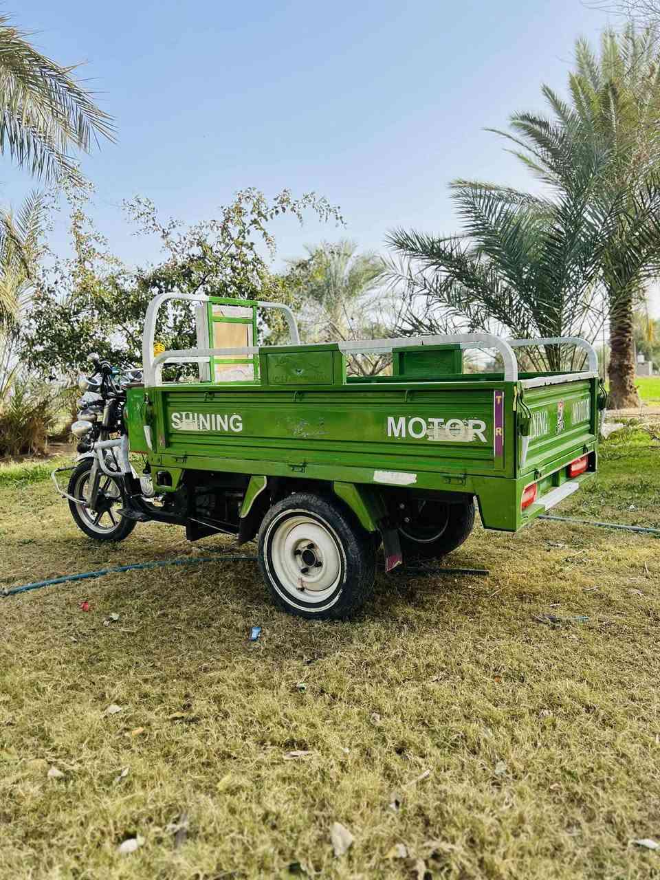 سلام عليكم ستوته موديل 21 اوراق اصولي شاصي بدي كله مكفوله الستوته شوفت عينك نضافه احلى من صور ماناقصه برغي الستوته تجي تفحص واذا للكيت بيه نقص برغي كروتك عليه مكاني جبله رقم***********
