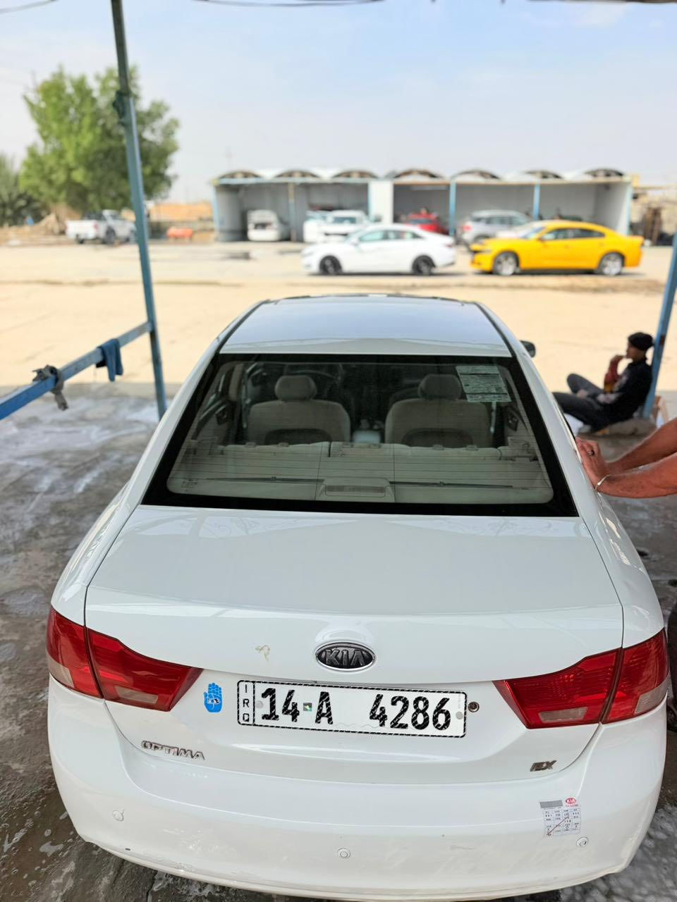 السلام عليكم احبتي
اوبتيمه موديل 2009وارد خليجي مكينه الفين اربع حساسات مكينه وكير جدد توني شادهن رقم بصره دولي بسمي سنويه ل2029 بيه ضربه بجم خفيفه مبدل جاملغات وبنديل اصلي وكاله تبريد تخم تاي حداديده داخل فول مواصفات سياره عده البصمه فتحه سياره جاهزه مال جناي السعر 108بيها مجال لشراي مكاني ناصريه الشطره الاتصال ع رقم ***********
