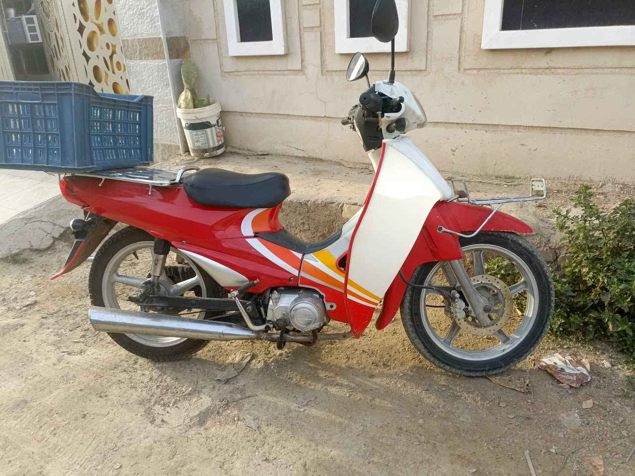 سرفيز للبيع كامل مابي اي نقص سعره ب٥٧٥ وبي مجال قليل ***********
