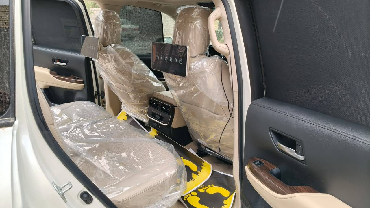 ***********
***********
لاندكروز موديل 2022 تنفس طبيعي ماشيه 38الف ساز باب اول ام ضمان فول مواصفات 3شاشات مكفوله كفاله عامه شرط لفحص السعر 610وبيه مجال
