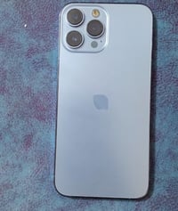 ايفون ١٣ برو ماكس • ٢٥٦ • فلاشه خراب