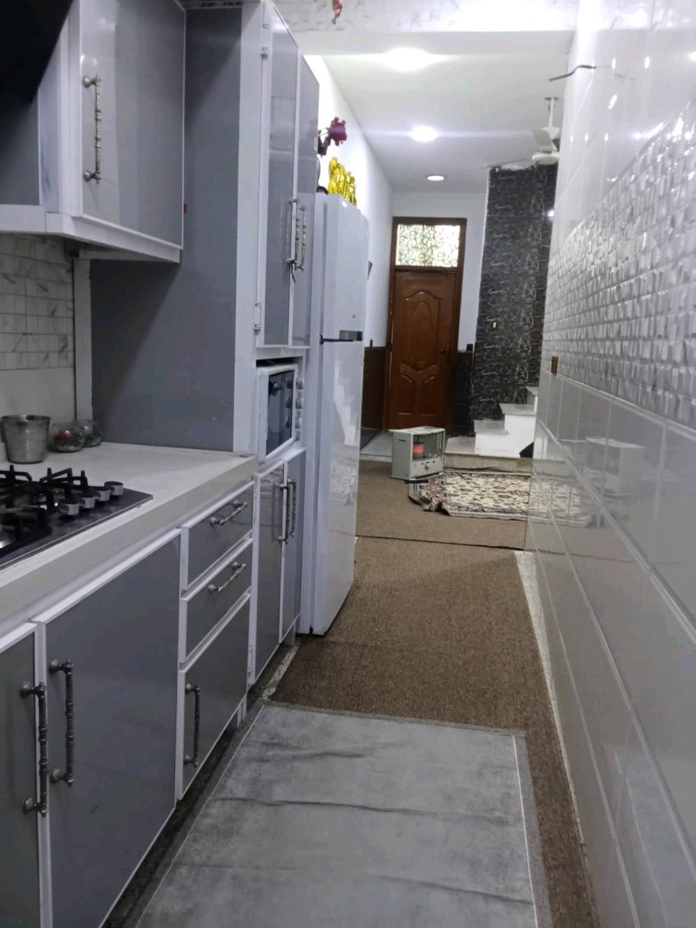 بيت للبيع ١٠٠ م طابو زراعي سند 25 بغداد الكماليه كاع ابو رشاد التبليط
قاطين كافة الخدمات ماء مجاري كهرباء تبليط نت
موقع البيت حلو ومرتب 