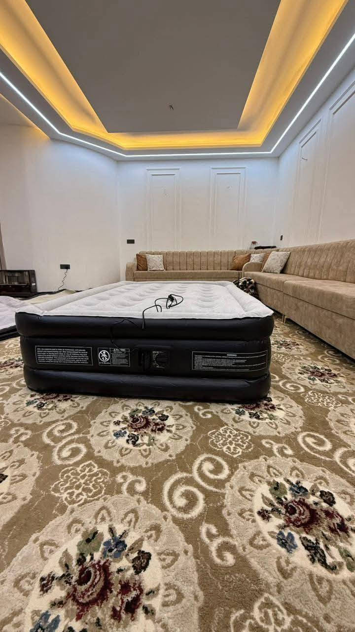 دوشك نفخ نفرين طبي جديد مفيد للسفرات والتخيم ودوام مع منفاخ كهربائي داخلي سعره ٥٠ الف اول تم يوجد توصيل *********** بي واتس
