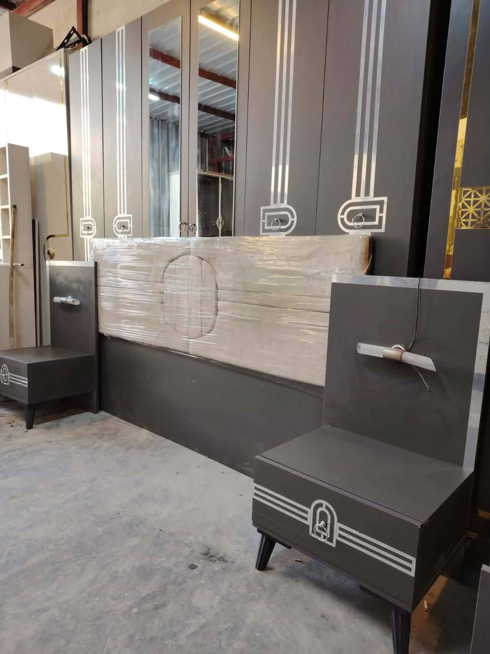 غرفة نوم مستعملة🇹🇷
نضافة85 ٪💯
عدد القطع / 9
شازلون /📥 
نضام / أبواب 💢 
سعرها / 700 💸
شد ونقل داخل بغداد مجاني🚛
يوجود توصيل محافضات 🚛


**إذا كنت صاحب هذا الإعلان وتريد حذفه لأي سبب، رجاءا أرسل رسالة إلى الدعم الفني**