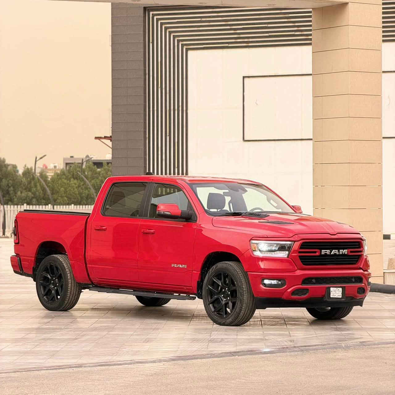 السلام عليكم دوج رام 2024 لارامي  وارد امريكي

Dodge Ram rad Laramie 5.7 V8

بيع او مراوس حسب القناعه

حجم المكينه : 5.700 V8 

الضرر : جاملغ وبنيد 

بدون دواخل 

الايرباك : ستيرن  ودشبول   

#مواصفات

1.شاشه كبيره

2.بصمه

3.تشغيل عن بعد

4.كامره

5.ويل كب

6.كشنات جلد

7.هيترات بالكشنات

8.رادارات 360

9.كشنات كهرباء

10.لايتات لد + زنون

11.كشافات 

12.اشاير بالمري

13.فور ويل 4x4

14.اتو ستوب

15. حساسات خلفي امامي

فول مواصفات مرقم بغداد

 بيع او مراوس حسب القناعه 

تفاصيل اكثر هذا رقمي 

مكاني بغداد الكرخ 
السعر 325 وبيها مجال 

***********

