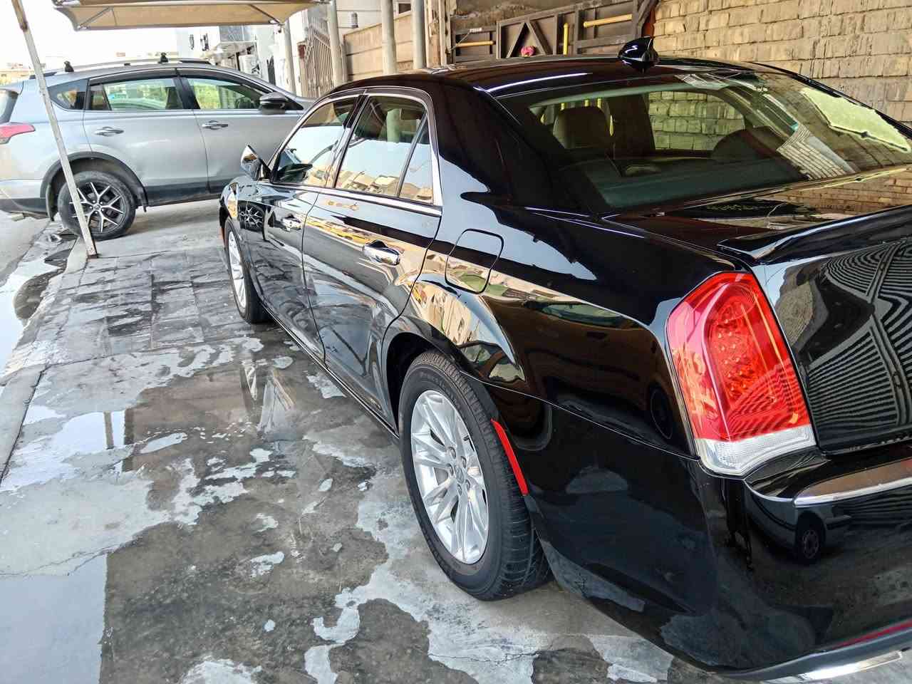 اللبيع كرايسلر 300 C موديل 2016 🇺🇸
🔹 الفئة: C 🔹 المحرك: 3.6L V6 🔹 اللون: أسود  🔹 العداد: 79,684 ميل 🔹 وارد أمريكي كلين بدون حادث
المواصفات: ✅ داخلية جلد أسود 
✅ كاميرا خلفية
✅ تشغيل بصمة عن بعد
✅ مثبت سرعة
✅ مكيف ثلج +تدفئه وتبريد مقاعد
✅ السيارة نظيفة جدًا من الداخل والخارج
✅ محرك وكير بحالة ممتازة جدا
✅ جاهزة للاستخدام ولا تحتاج أي مصروف.
✅بانوراما
✅برده خلفيه
✅ستيرن كهربائي 

💰 السعر: (245$)
📞 للاستفسار والمشاهدة التواصل على الخاص أو الاتصال.***********
عنوان السياره بغداد
