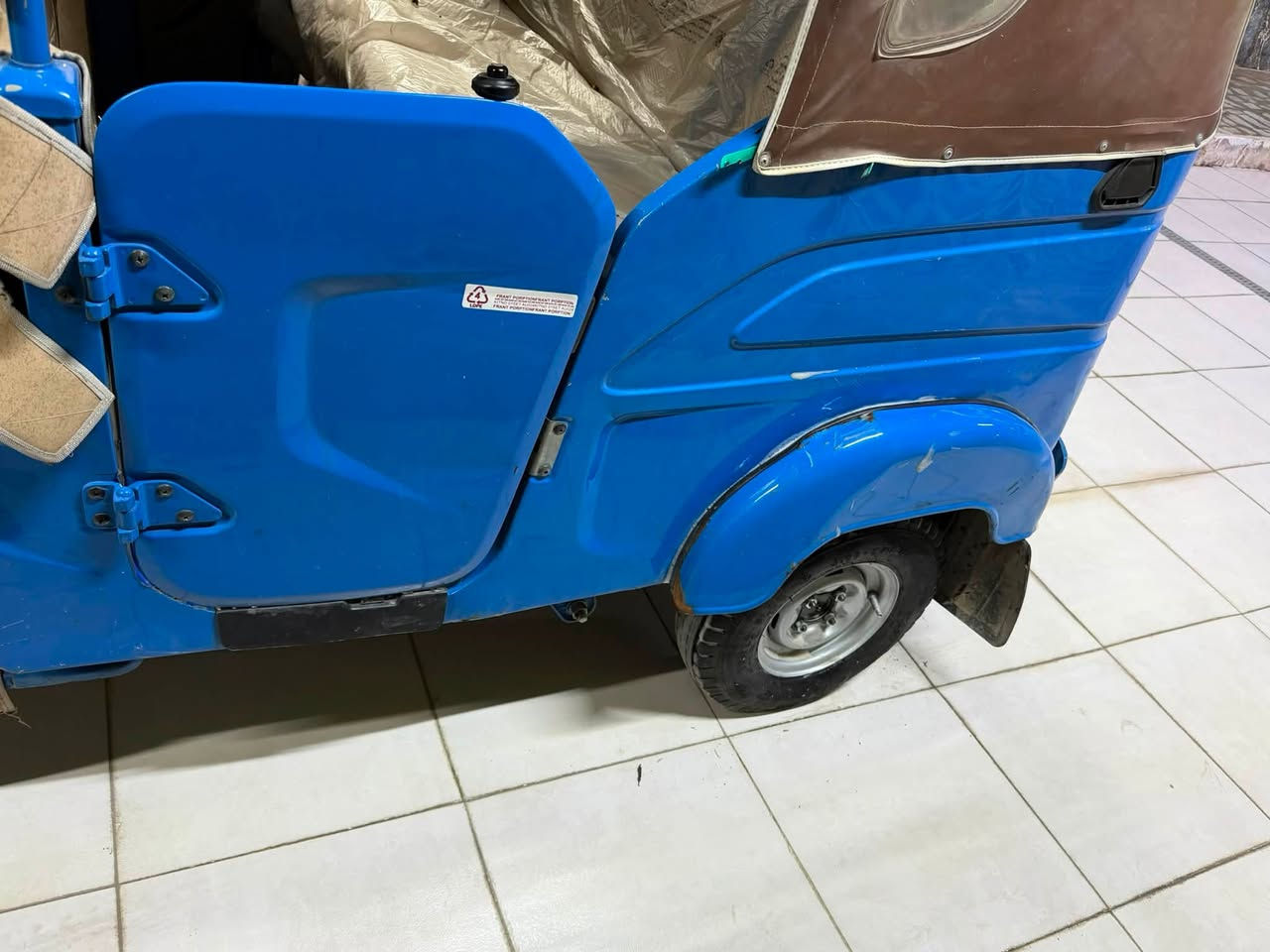 تكتك موديل 22 شهر 12 بيها بارد بلغد موضح بلصور تكتك كامله من كلشي حاليا عنواني بغداد الحسينيه ***********
