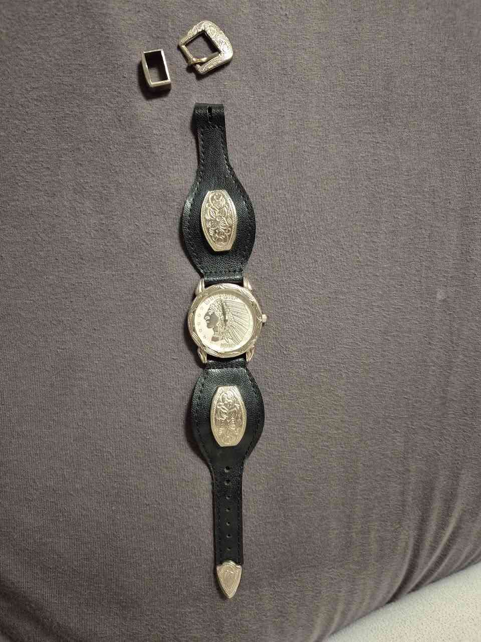 مرحبا، إلى الجميع ساعة من ماركة هنديا السعر 150.


**إذا كنت صاحب هذا الإعلان وتريد حذفه لأي سبب، رجاءا أرسل رسالة إلى الدعم الفني**