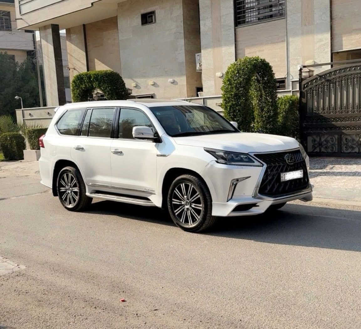 لسلام عليكم 
الكزس سوبر سبورت موديل. 2018. ابريم  فول 1/1  جكااات 
مكفولة  جديده 
رقم بغداد هزه وفحص جديد
السعر 660 بيها مجال
الاتصال عل رقم.   ***********     بغداد 
المواصفات فول 1/1 جكات
