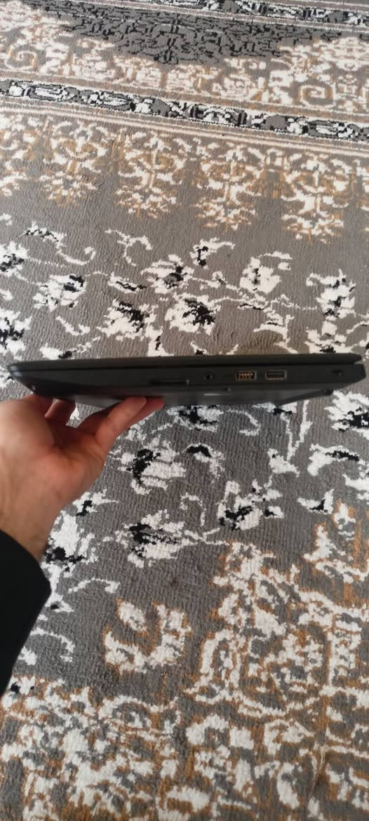 لينوفو للبيع 
كور 5 جيل السادس
هارد 256 ssd
رام 8 كيكا ddr4
شاشه 14.1
بطاريه ممتازه
ملحقات شاحنه + ماوس
السعر 175


**إذا كنت صاحب هذا الإعلان وتريد حذفه لأي سبب، رجاءا أرسل رسالة إلى الدعم الفني**