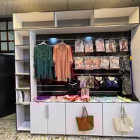 فاترينا • ٢٨٠×٢٨٠ • النجف