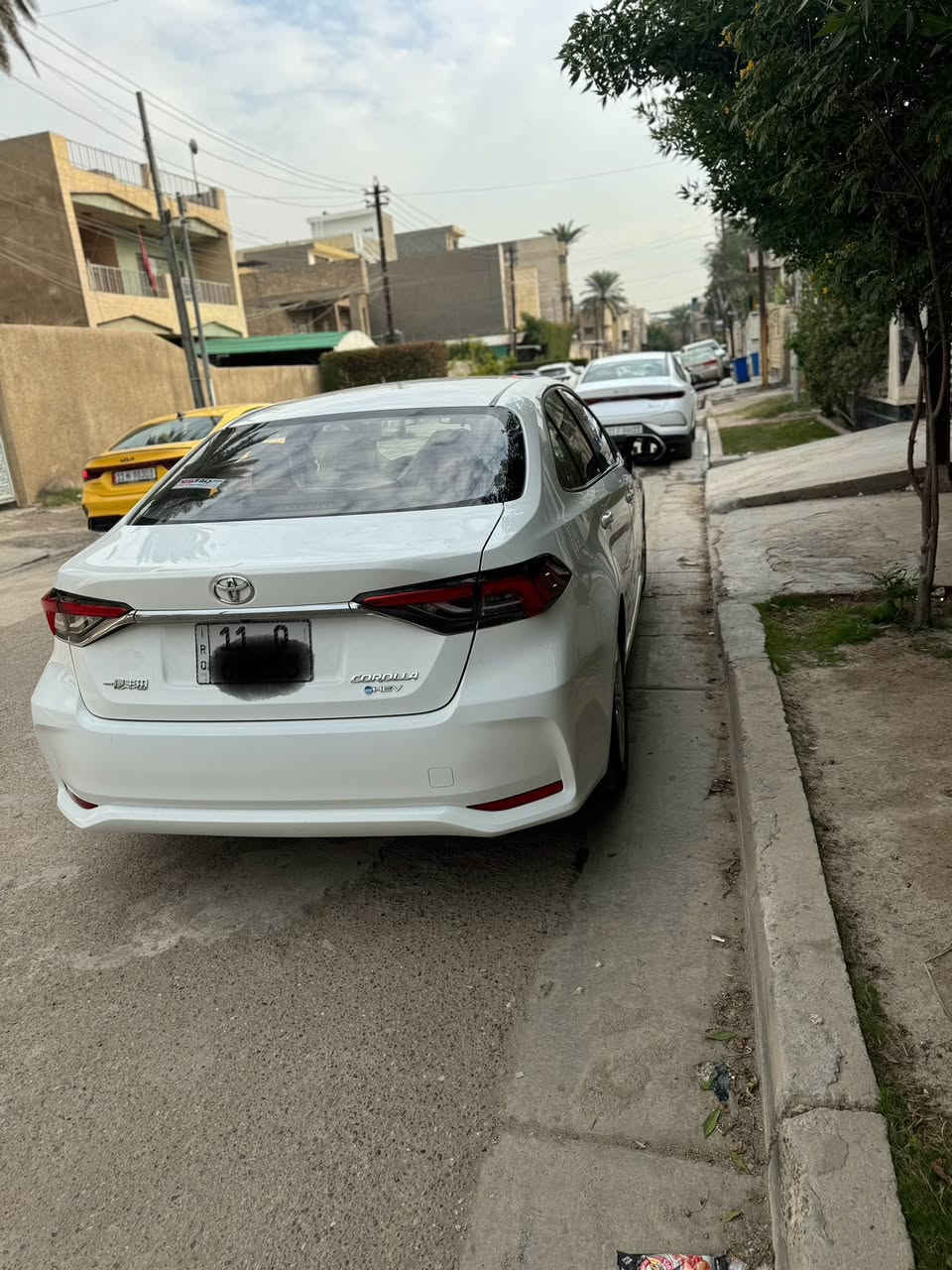 كورلا2024 ماشية 12 الف
كفالة عامة من الزلغ 
داخل جلد اسود 
فتحة 
قطعتين تبريد 
درايف مود 
مكاني بغداد 
***********
